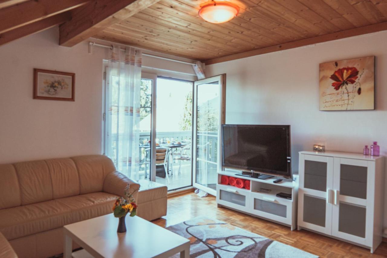 Armonia Altach, 2-6 P, 2 Schlafzimmer, Kueche, Parkplatz, Balkon, Wifi, Garten, Stellplatz Fuer Ski Bagian luar foto