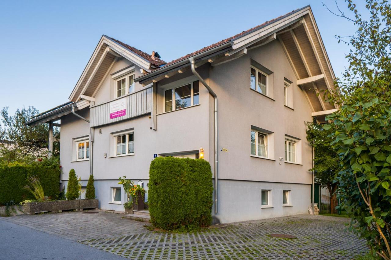 Armonia Altach, 2-6 P, 2 Schlafzimmer, Kueche, Parkplatz, Balkon, Wifi, Garten, Stellplatz Fuer Ski Bagian luar foto