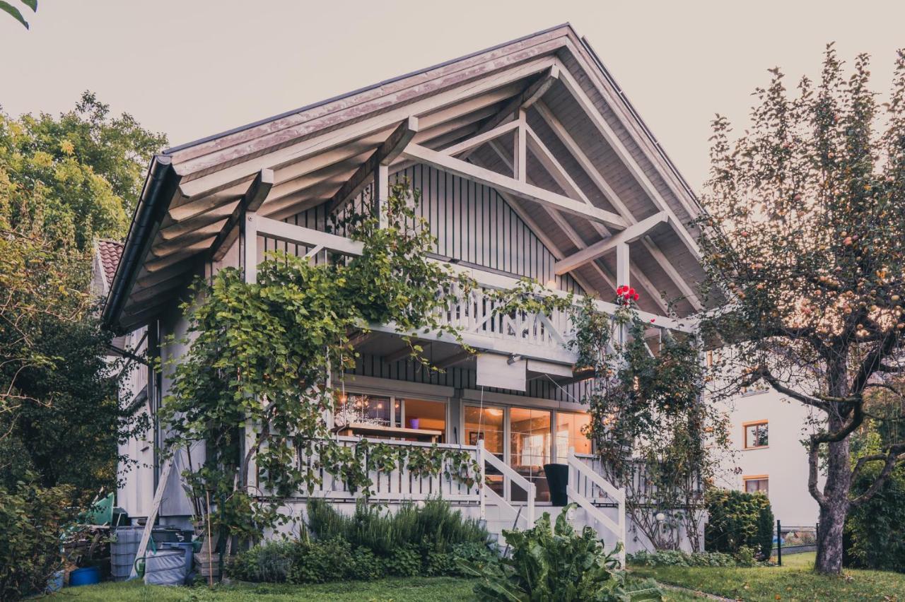 Armonia Altach, 2-6 P, 2 Schlafzimmer, Kueche, Parkplatz, Balkon, Wifi, Garten, Stellplatz Fuer Ski Bagian luar foto